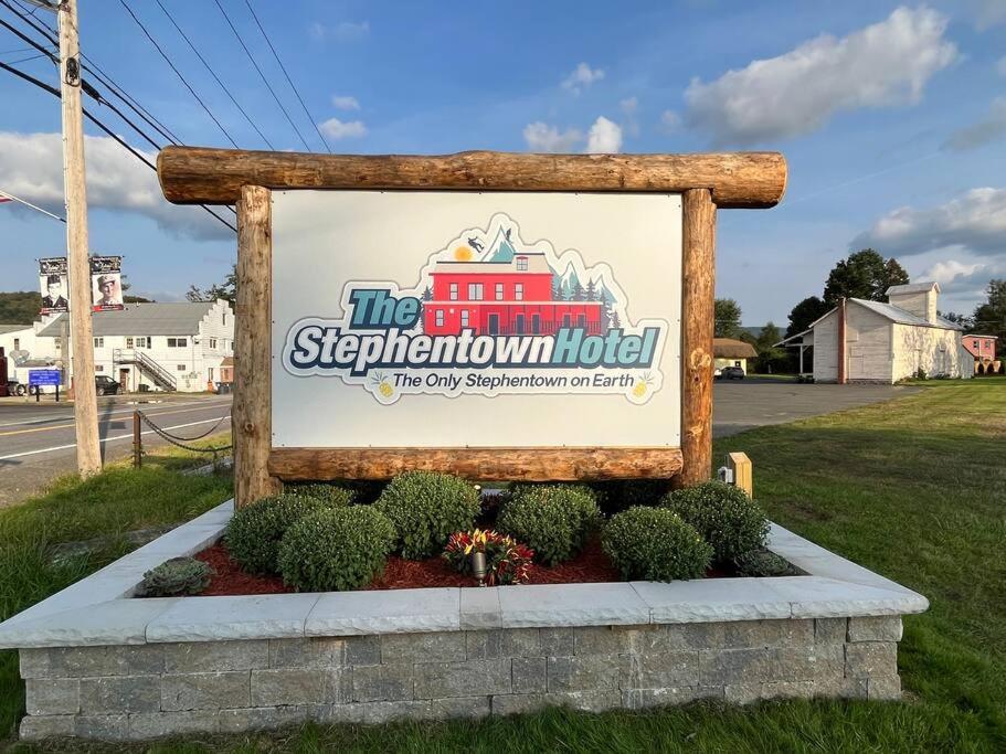 2 Bed Berkshire Getaway @ Stephentown Hotel Eksteriør billede